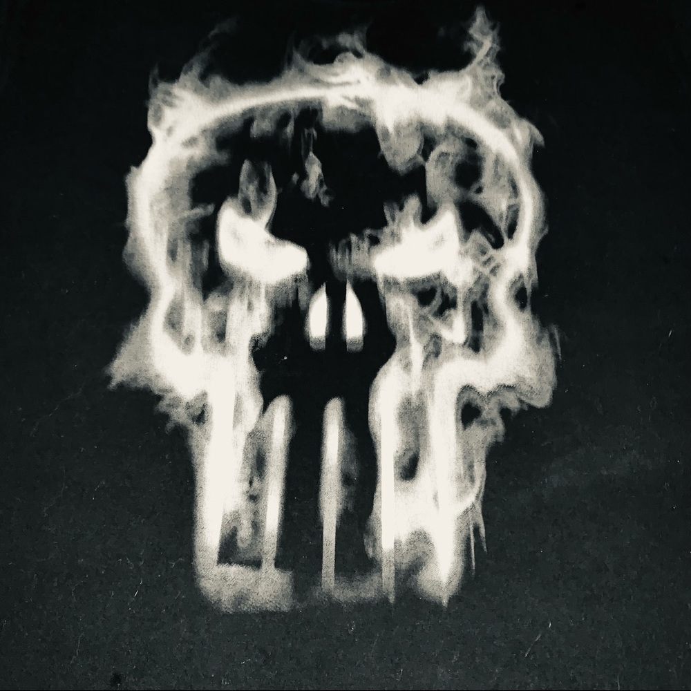 Marvels The Punisher T-shirt Size 2XL Black